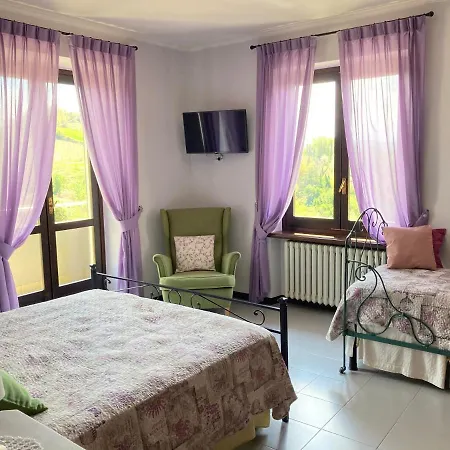 Il Segnavento Сasa de vacaciones Cassinasco